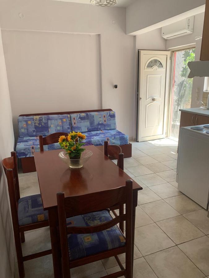 Domenica House Apartment Kondaraina Exterior photo